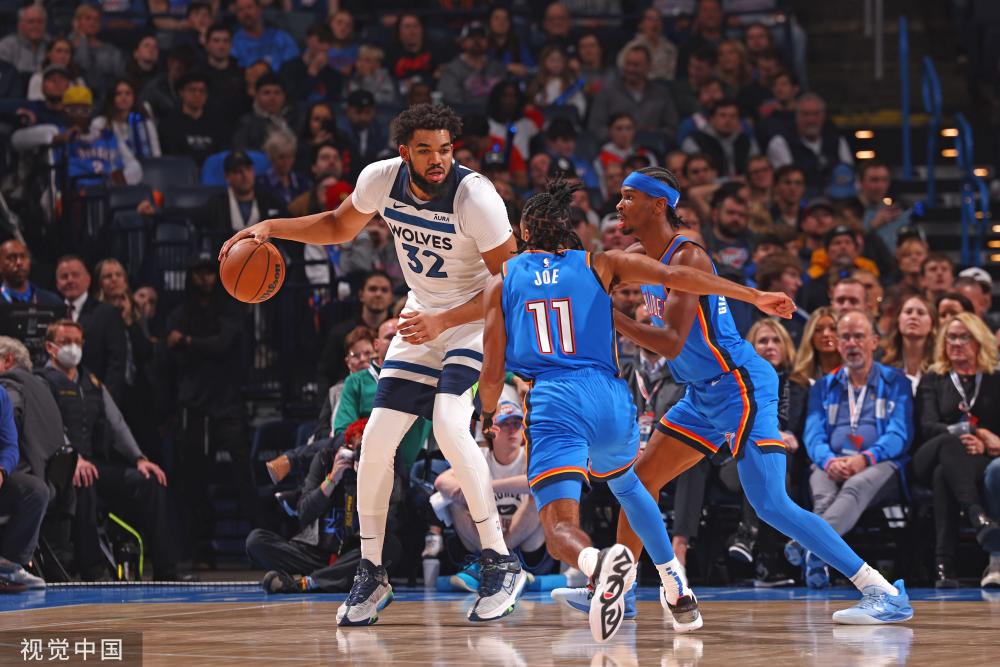 背后有深刻 背后有深刻