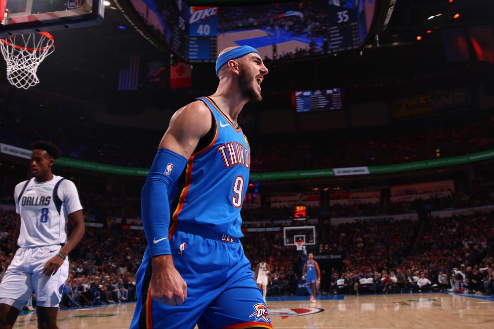 更折射出球 更折射出球