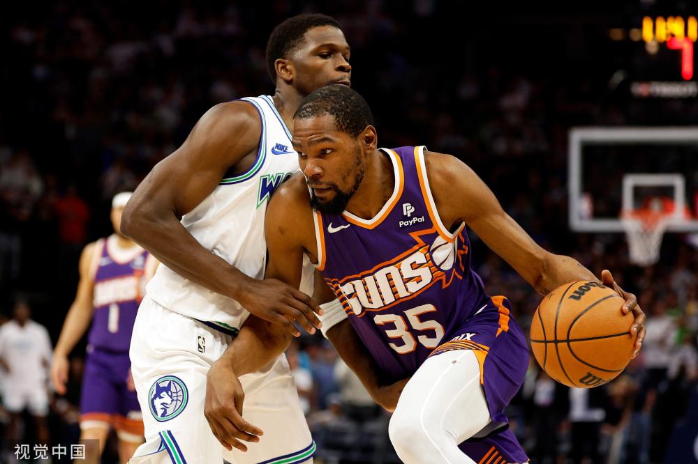 春季就对他 春季就对他